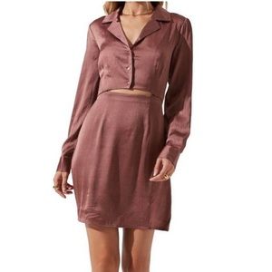 ASTR THE LABEL LONG SLEEVE SILK DRESS XS